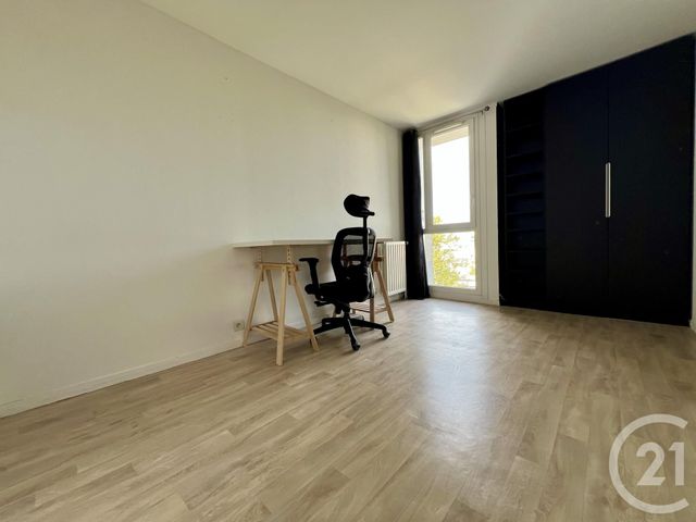 Appartement F3 à louer - 3 pièces - 72.95 m2 - EVRY - 91 - ILE-DE-FRANCE - Century 21 Eureka