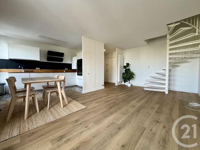 Appartement F3 à louer - 3 pièces - 72.95 m2 - EVRY - 91 - ILE-DE-FRANCE - Century 21 Eureka