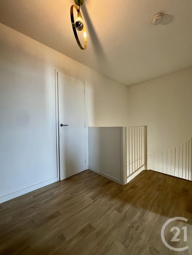 Appartement F3 à louer - 3 pièces - 72.95 m2 - EVRY - 91 - ILE-DE-FRANCE - Century 21 Eureka