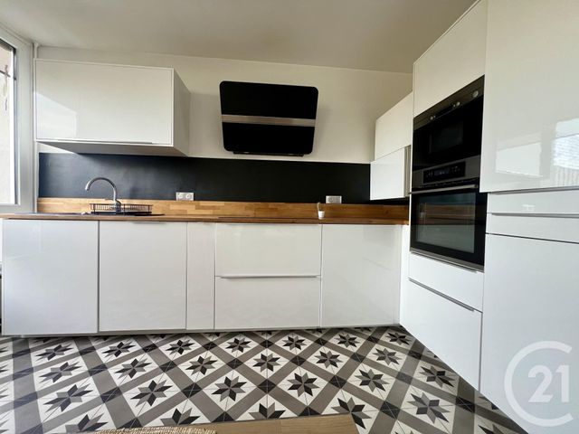 Appartement F3 à louer - 3 pièces - 72.95 m2 - EVRY - 91 - ILE-DE-FRANCE - Century 21 Eureka