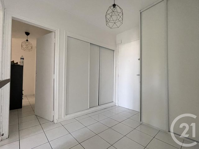 Appartement F3 à louer - 3 pièces - 60.03 m2 - EVRY - 91 - ILE-DE-FRANCE - Century 21 Eureka