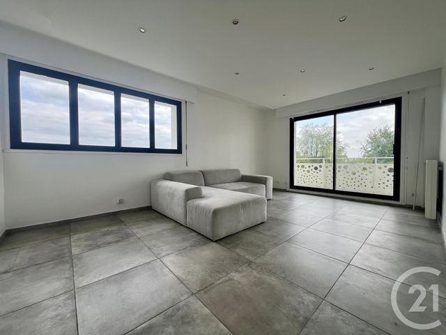 Appartement F2 à louer COMBS LA VILLE