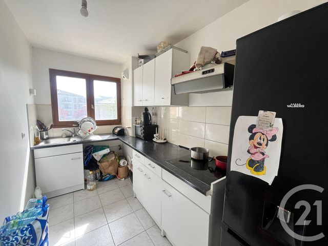 Appartement F2 à vendre - 2 pièces - 46.51 m2 - EVRY - 91 - ILE-DE-FRANCE - Century 21 Eureka
