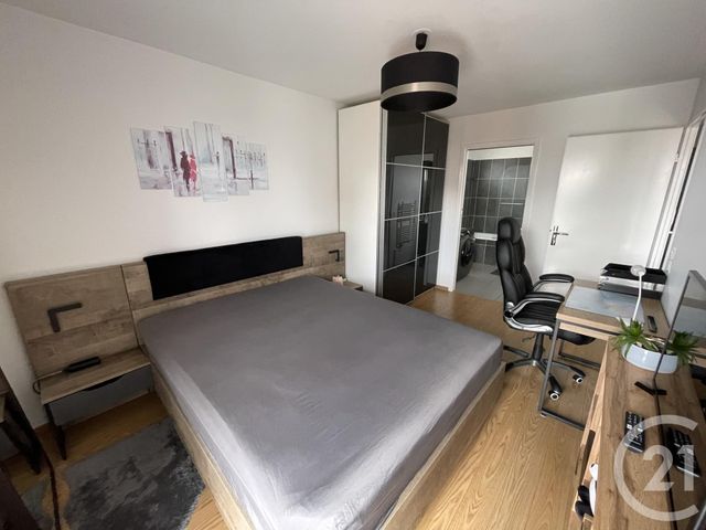 Appartement F2 à louer - 2 pièces - 53.27 m2 - EVRY - 91 - ILE-DE-FRANCE - Century 21 Eureka