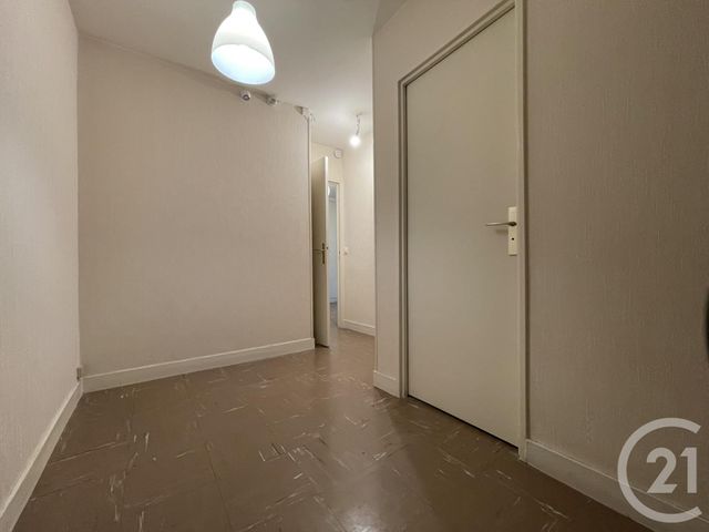 Appartement F4 à louer - 4 pièces - 78.06 m2 - EVRY - 91 - ILE-DE-FRANCE - Century 21 Eureka