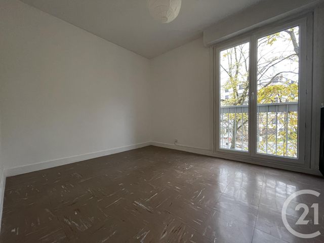 Appartement F4 à louer - 4 pièces - 78.06 m2 - EVRY - 91 - ILE-DE-FRANCE - Century 21 Eureka