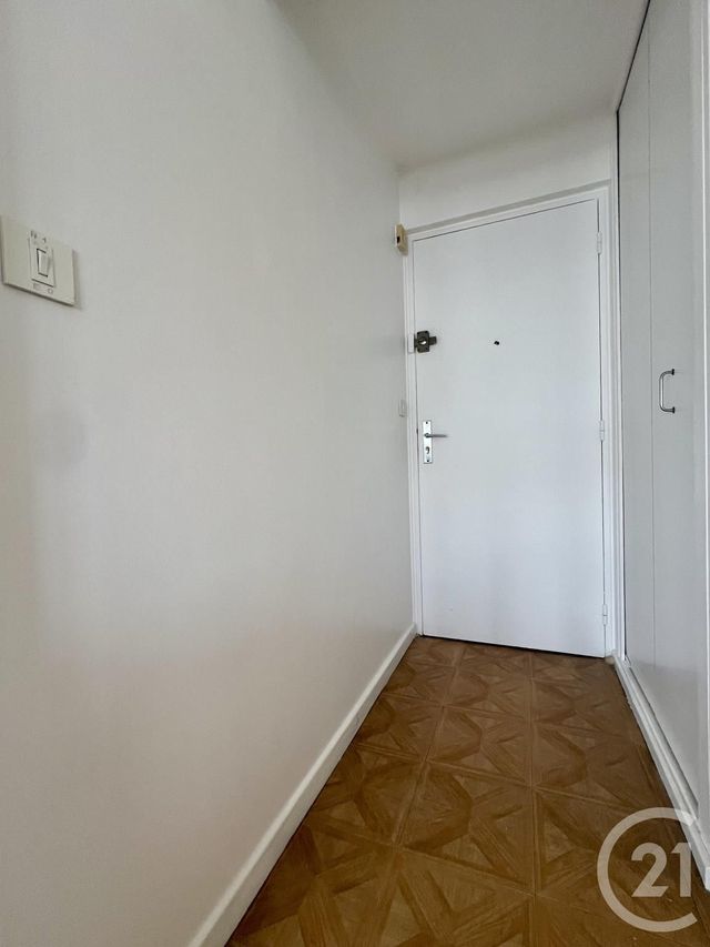 Appartement F1 à louer - 1 pièce - 34.62 m2 - EVRY - 91 - ILE-DE-FRANCE - Century 21 Eureka