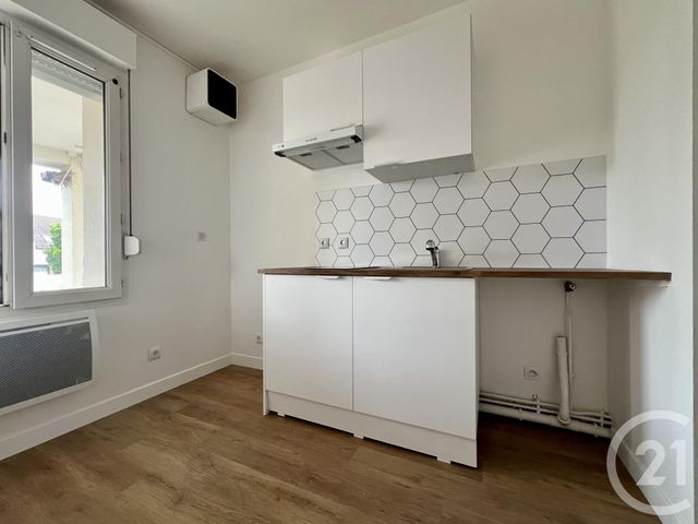 Appartement F2 à louer - 2 pièces - 32.65 m2 - PARAY VIEILLE POSTE - 91 - ILE-DE-FRANCE - Century 21 Eureka