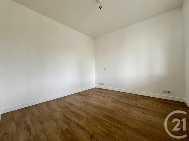 Appartement F2 à louer - 2 pièces - 32.65 m2 - PARAY VIEILLE POSTE - 91 - ILE-DE-FRANCE - Century 21 Eureka
