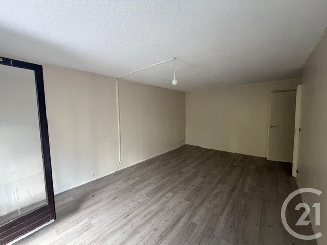Appartement F3 à vendre - 3 pièces - 60.64 m2 - COURCOURONNES - 91 - ILE-DE-FRANCE - Century 21 Eureka