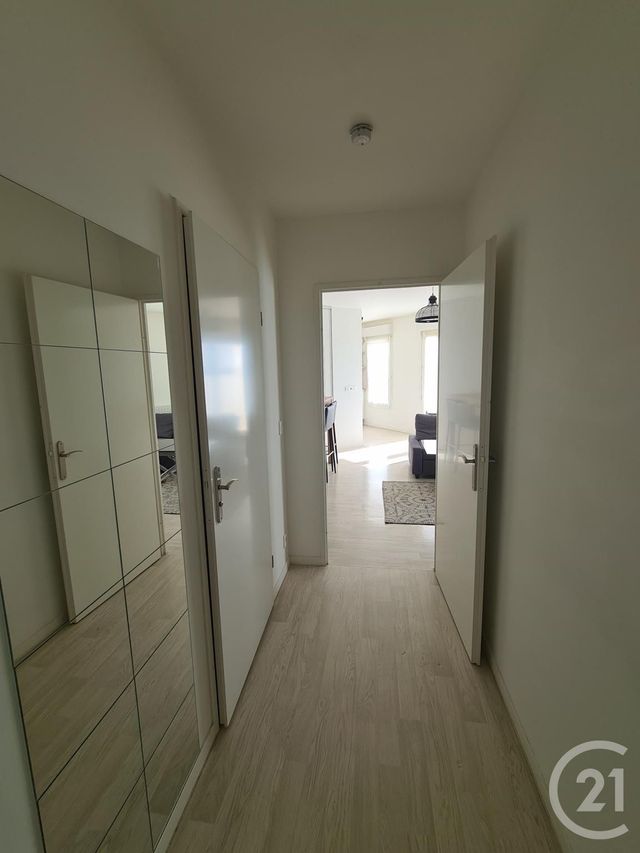 Appartement F3 à vendre - 3 pièces - 60.19 m2 - EVRY - 91 - ILE-DE-FRANCE - Century 21 Eureka