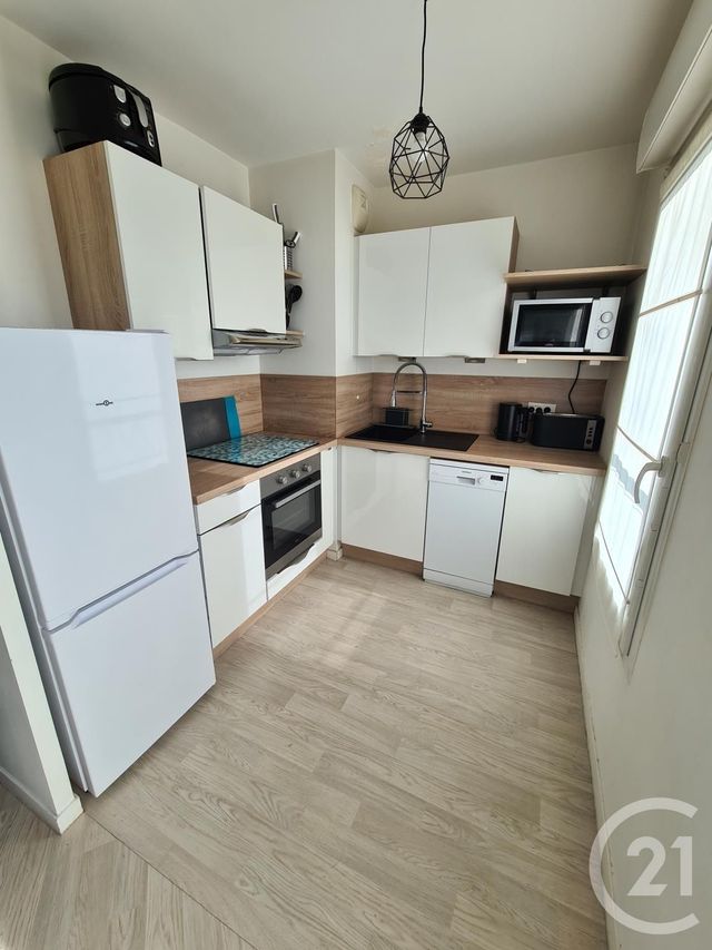 Appartement F3 à vendre - 3 pièces - 60.19 m2 - EVRY - 91 - ILE-DE-FRANCE - Century 21 Eureka