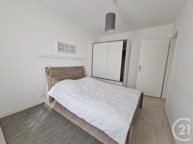 Appartement F3 à vendre - 3 pièces - 60.19 m2 - EVRY - 91 - ILE-DE-FRANCE - Century 21 Eureka