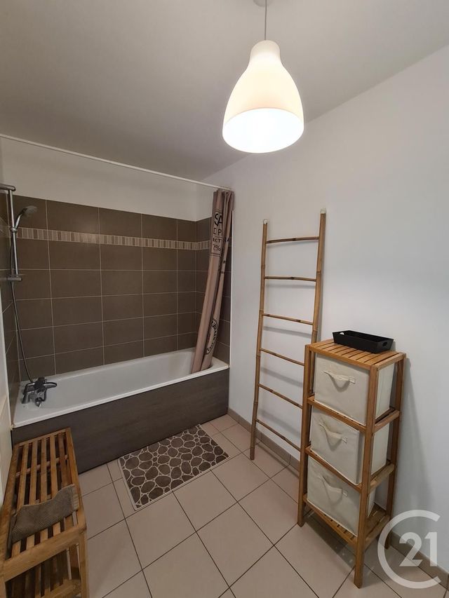 Appartement F3 à vendre - 3 pièces - 60.19 m2 - EVRY - 91 - ILE-DE-FRANCE - Century 21 Eureka
