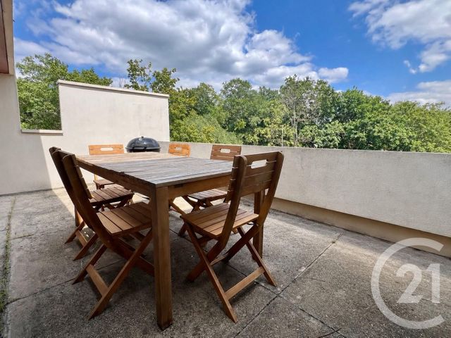 Appartement F5 à louer - 5 pièces - 93.9 m2 - EVRY - 91 - ILE-DE-FRANCE - Century 21 Eureka
