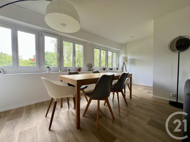 Appartement F5 à louer - 5 pièces - 93.9 m2 - EVRY - 91 - ILE-DE-FRANCE - Century 21 Eureka
