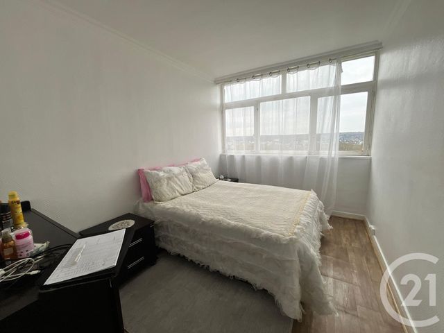 Appartement F4 à vendre - 4 pièces - 68.09 m2 - EVRY - 91 - ILE-DE-FRANCE - Century 21 Eureka