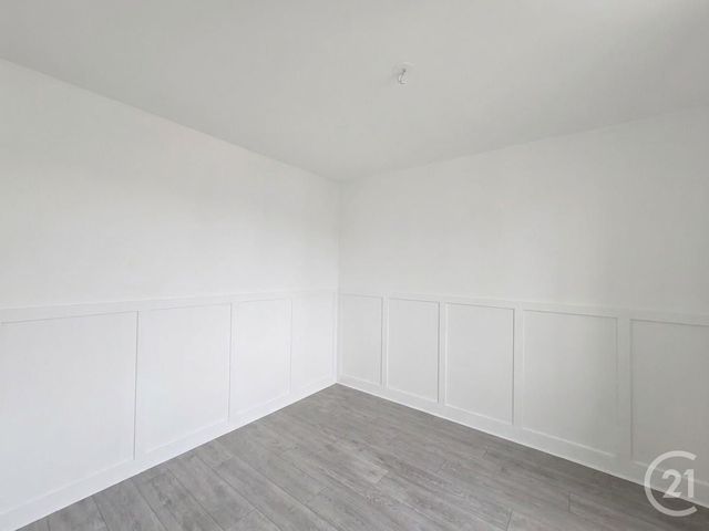 Appartement à vendre - 3 pièces - 65.16 m2 - EVRY - 91 - ILE-DE-FRANCE - Century 21 Eureka