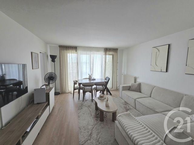 Appartement 3 pièces 65 m² · à Évry-Courcouronnes · 65,2 m² · 149 900 €