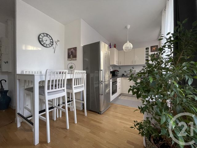 Appartement F2 à louer - 2 pièces - 40.65 m2 - EVRY - 91 - ILE-DE-FRANCE - Century 21 Eureka