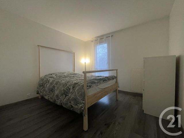 Appartement F3 à louer - 3 pièces - 65.22 m2 - EVRY - 91 - ILE-DE-FRANCE - Century 21 Eureka