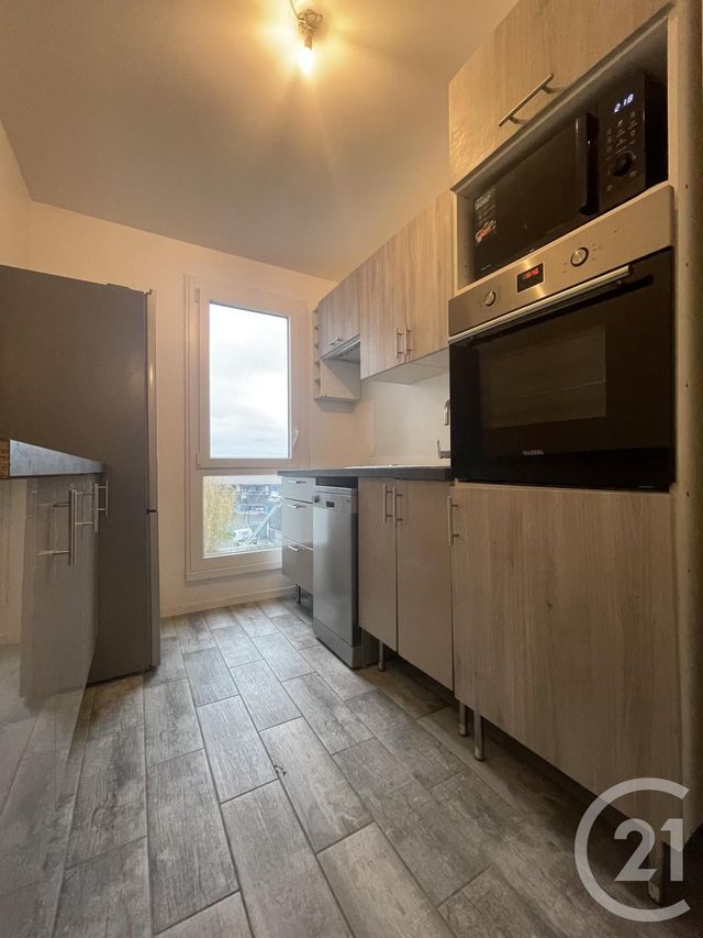 Appartement F3 à louer - 3 pièces - 65.22 m2 - EVRY - 91 - ILE-DE-FRANCE - Century 21 Eureka