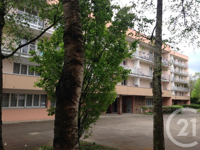 Appartement F2 à louer - 2 pièces - 48.23 m2 - EVRY - 91 - ILE-DE-FRANCE - Century 21 Eureka