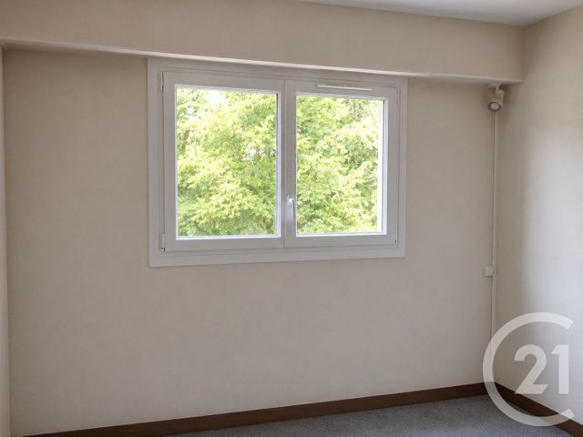 Appartement à vendre - 4 pièces - 87.68 m2 - EVRY - 91 - ILE-DE-FRANCE - Century 21 Eureka
