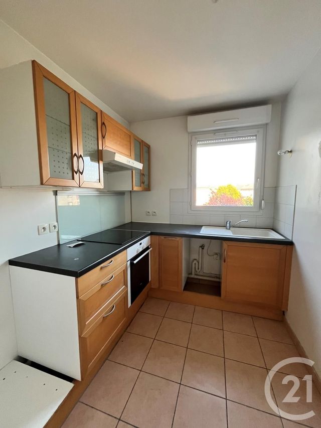 Appartement F2 à vendre - 2 pièces - 42.2 m2 - COURCOURONNES - 91 - ILE-DE-FRANCE - Century 21 Eureka