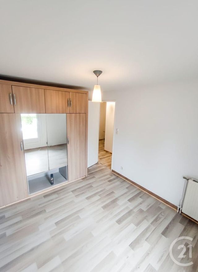 maison à louer - 5 pièces - 90.18 m2 - EVRY - 91 - ILE-DE-FRANCE - Century 21 Eureka