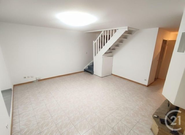 maison à louer - 5 pièces - 90.18 m2 - EVRY - 91 - ILE-DE-FRANCE - Century 21 Eureka