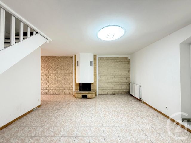 maison à louer - 5 pièces - 90.18 m2 - EVRY - 91 - ILE-DE-FRANCE - Century 21 Eureka
