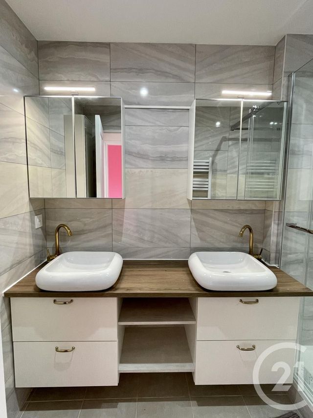 Appartement F4 à louer - 4 pièces - 80.16 m2 - EVRY - 91 - ILE-DE-FRANCE - Century 21 Eureka