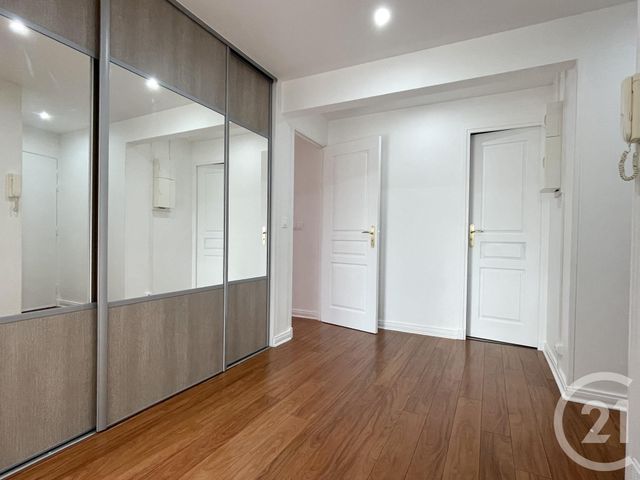 Appartement F4 à louer - 4 pièces - 80.16 m2 - EVRY - 91 - ILE-DE-FRANCE - Century 21 Eureka