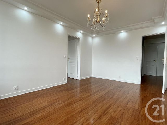 Appartement F4 à louer - 4 pièces - 80.16 m2 - EVRY - 91 - ILE-DE-FRANCE - Century 21 Eureka
