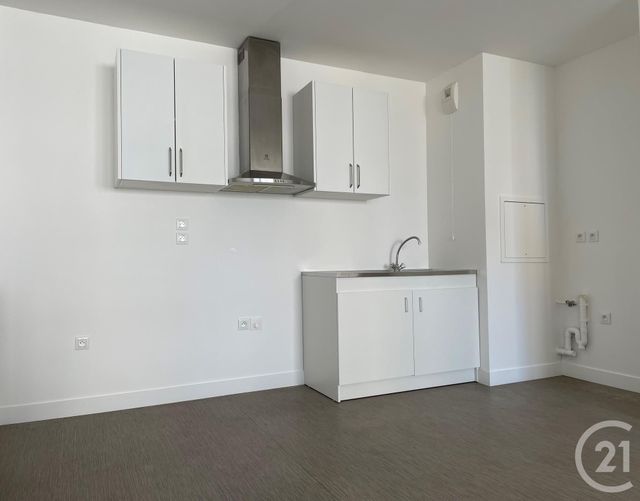 Appartement F3 à louer - 3 pièces - 63.0 m2 - EVRY - 91 - ILE-DE-FRANCE - Century 21 Eureka