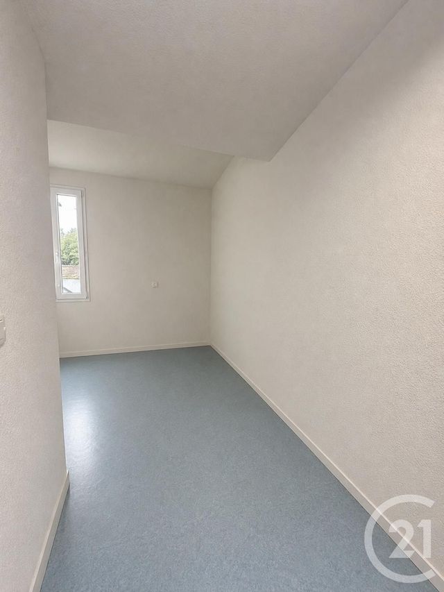 Appartement F1 à vendre - 1 pièce - 21.3 m2 - EVRY - 91 - ILE-DE-FRANCE - Century 21 Eureka
