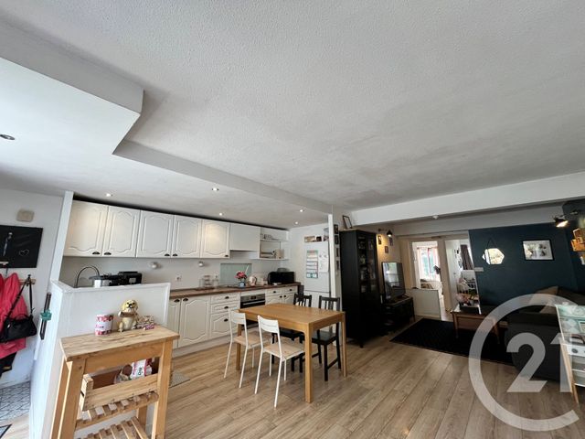 Appartement F3 à vendre - 3 pièces - 70.24 m2 - EVRY - 91 - ILE-DE-FRANCE - Century 21 Eureka