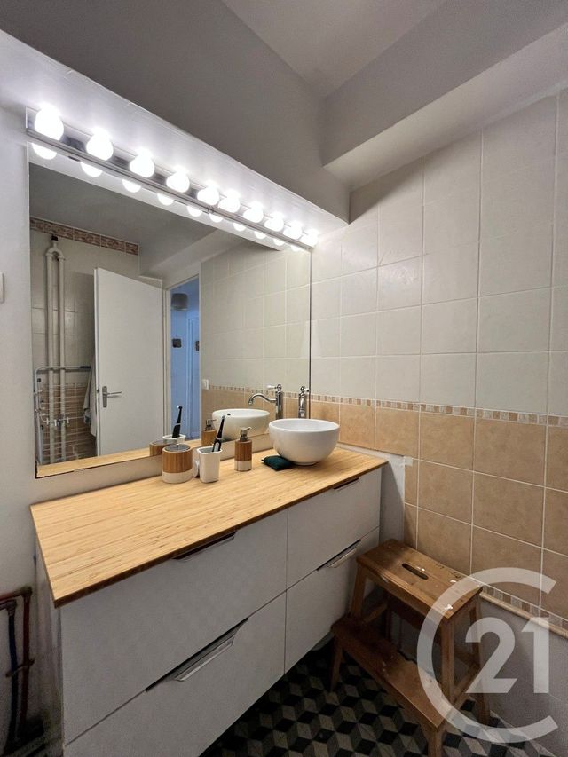 Appartement F3 à vendre - 3 pièces - 70.24 m2 - EVRY - 91 - ILE-DE-FRANCE - Century 21 Eureka