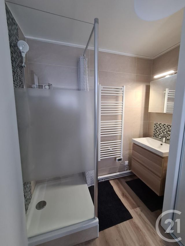 Appartement F4 à louer - 4 pièces - 49.8 m2 - COURCOURONNES - 91 - ILE-DE-FRANCE - Century 21 Eureka