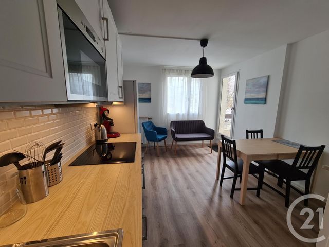 Appartement F4 à louer - 4 pièces - 49.8 m2 - COURCOURONNES - 91 - ILE-DE-FRANCE - Century 21 Eureka