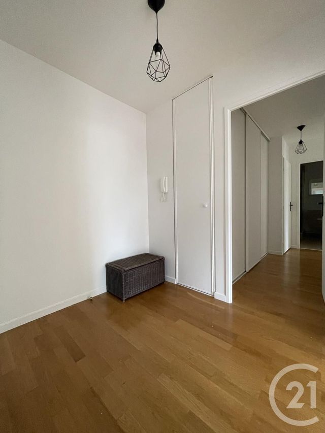 Appartement F3 à louer - 3 pièces - 72.71 m2 - CORBEIL ESSONNES - 91 - ILE-DE-FRANCE - Century 21 Eureka