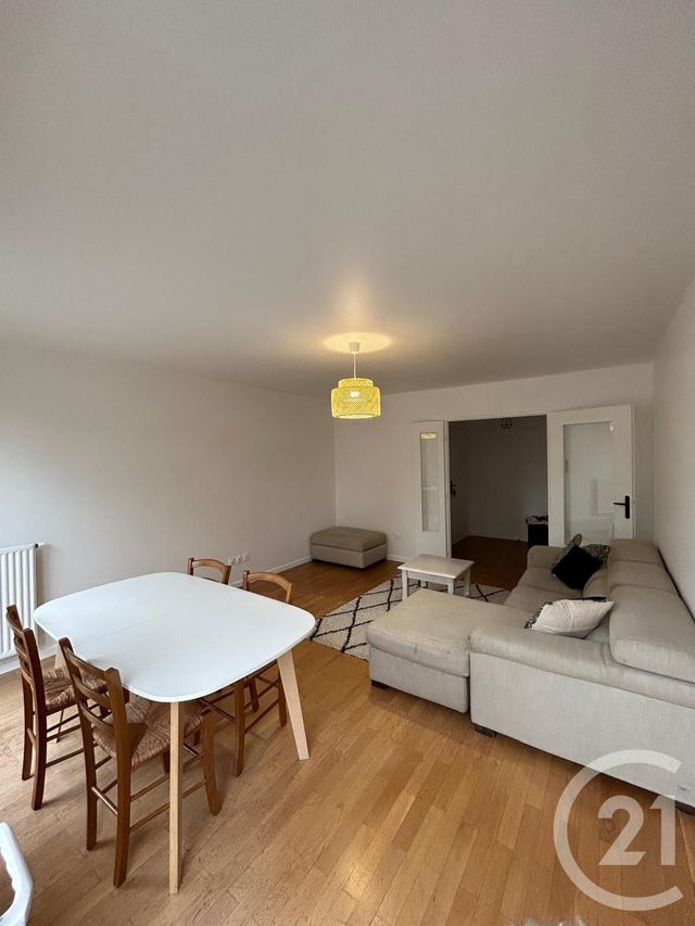 Appartement F3 à louer - 3 pièces - 72.71 m2 - CORBEIL ESSONNES - 91 - ILE-DE-FRANCE - Century 21 Eureka
