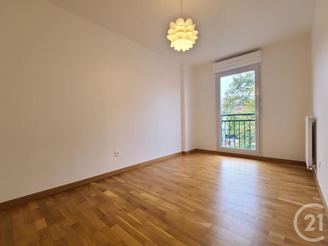 Appartement F3 à louer - 3 pièces - 72.71 m2 - CORBEIL ESSONNES - 91 - ILE-DE-FRANCE - Century 21 Eureka