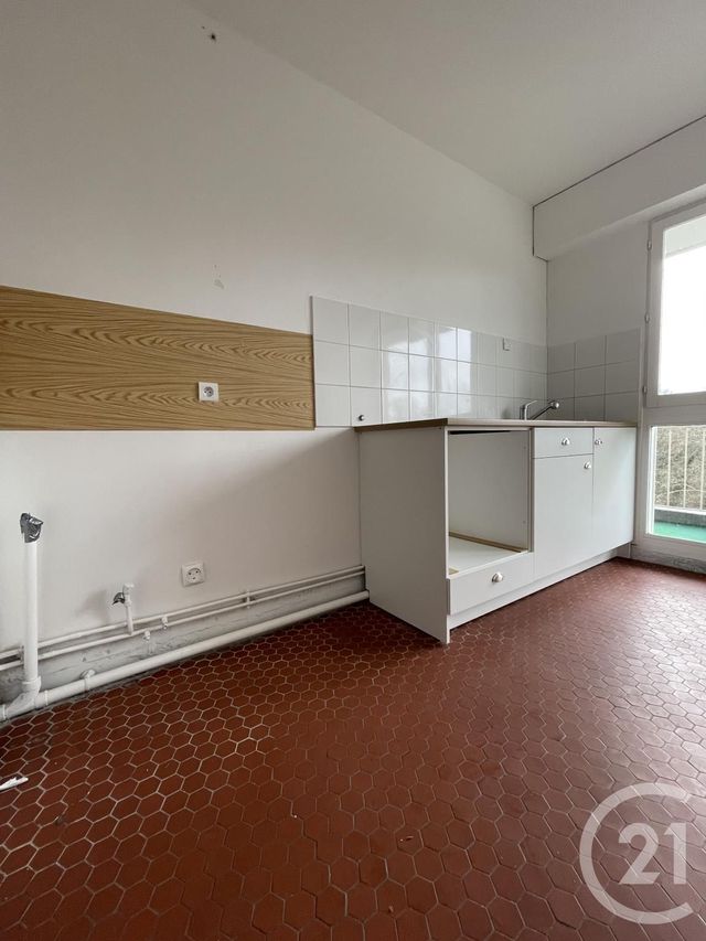 Appartement F3 à louer - 3 pièces - 64.51 m2 - EVRY - 91 - ILE-DE-FRANCE - Century 21 Eureka