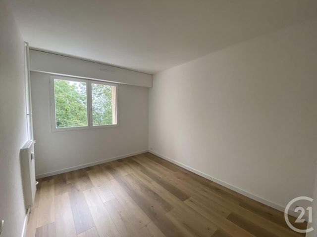 Appartement F3 à louer - 3 pièces - 64.51 m2 - EVRY - 91 - ILE-DE-FRANCE - Century 21 Eureka