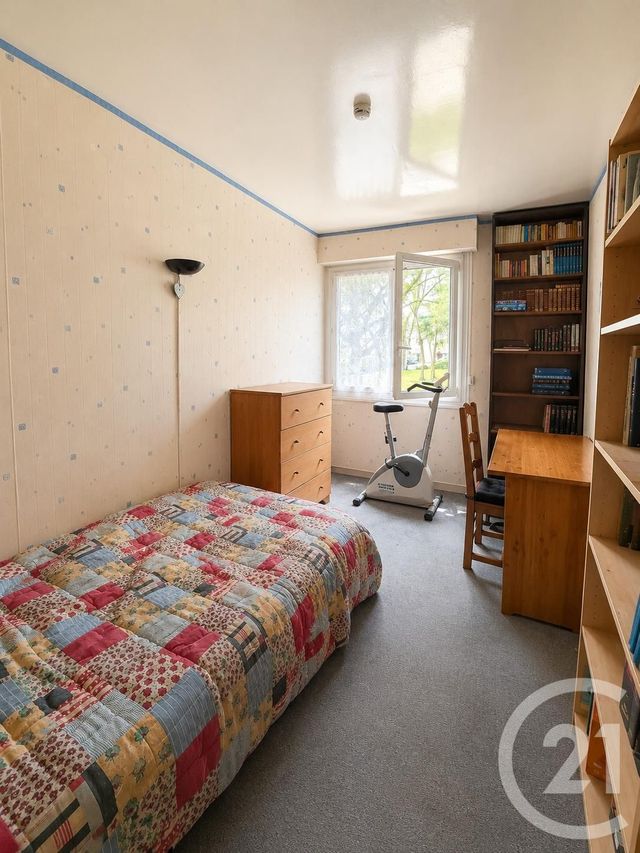 Appartement F4 à vendre - 4 pièces - 79.74 m2 - EVRY - 91 - ILE-DE-FRANCE - Century 21 Eureka