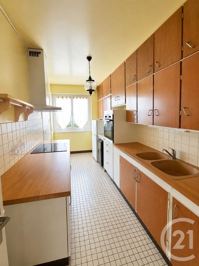 Appartement F4 à vendre - 4 pièces - 79.74 m2 - EVRY - 91 - ILE-DE-FRANCE - Century 21 Eureka