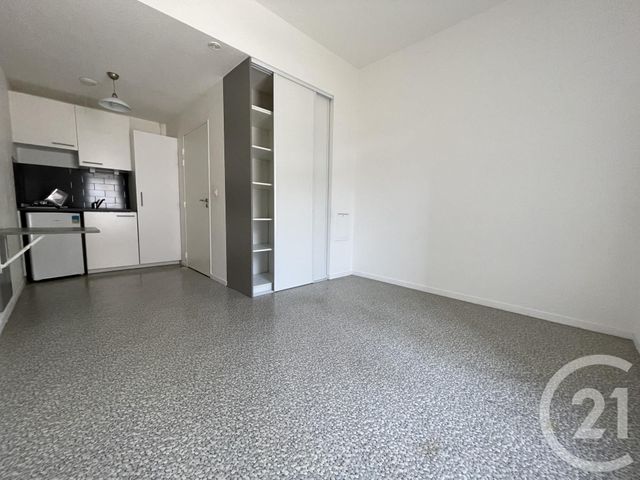 Appartement F1 à louer - 1 pièce - 19.57 m2 - EVRY - 91 - ILE-DE-FRANCE - Century 21 Eureka