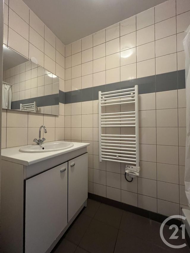 Appartement F5 à louer - 4 pièces - 101.38 m2 - EVRY - 91 - ILE-DE-FRANCE - Century 21 Eureka